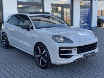 PORSCHE Cayenne S