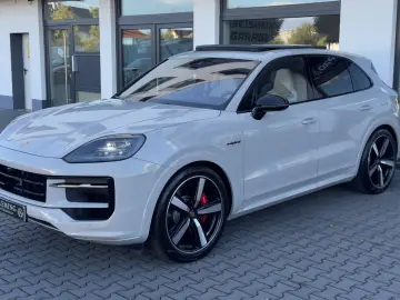 PORSCHE Cayenne S