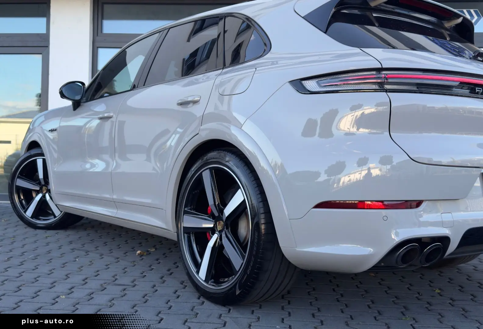 PORSCHE Cayenne S
