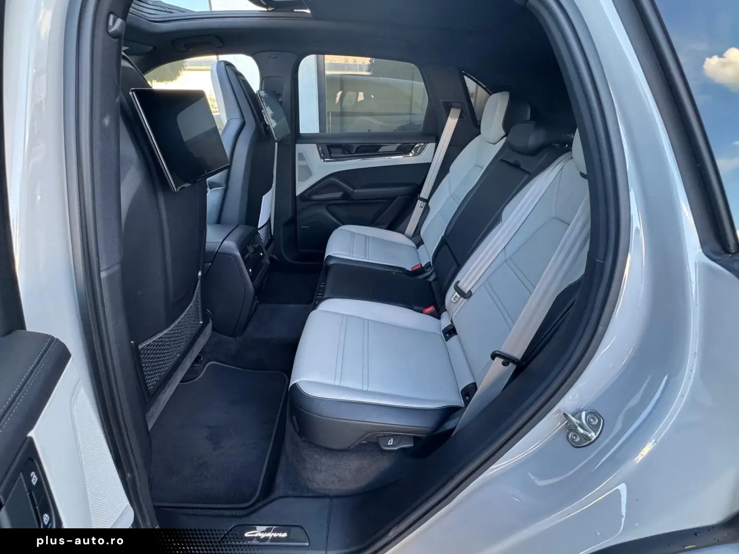 PORSCHE Cayenne S