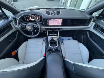PORSCHE Cayenne S