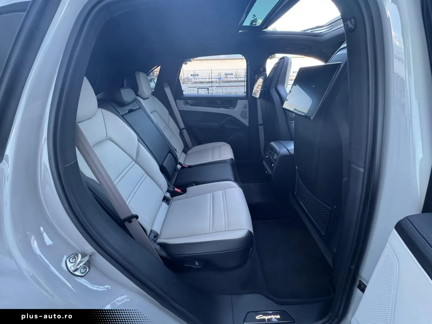 PORSCHE Cayenne S