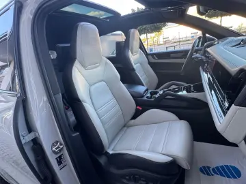 PORSCHE Cayenne S