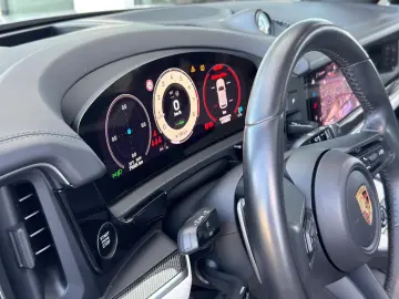 PORSCHE Cayenne S