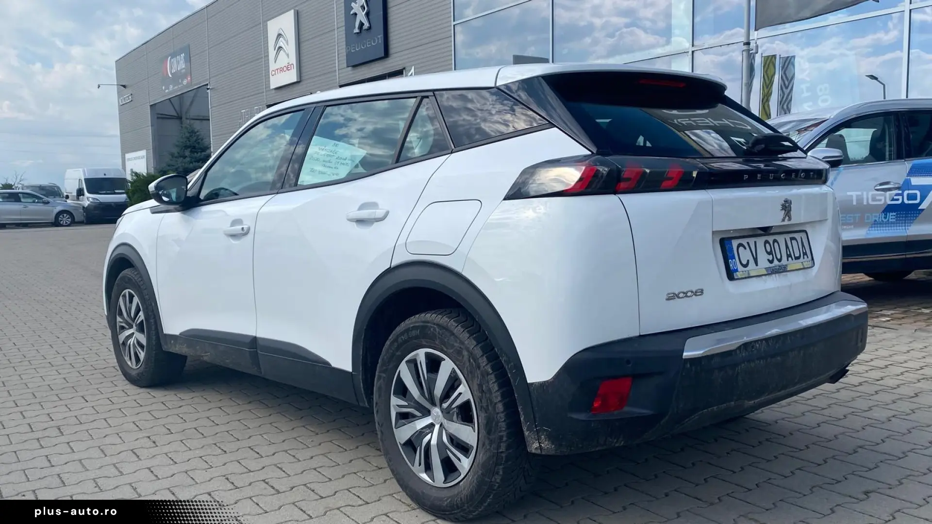 PEUGEOT 2008 2020