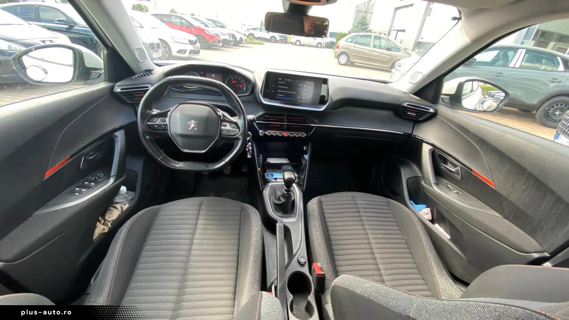 PEUGEOT 2008 2020
