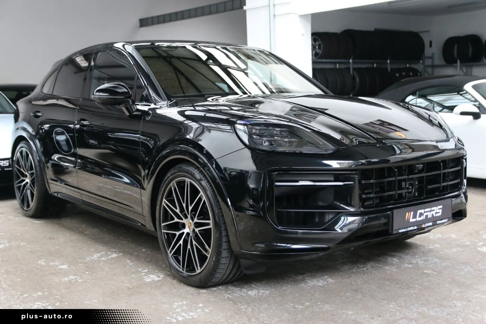 PORSCHE Cayenne Coupe E-Hybrid SportDesign