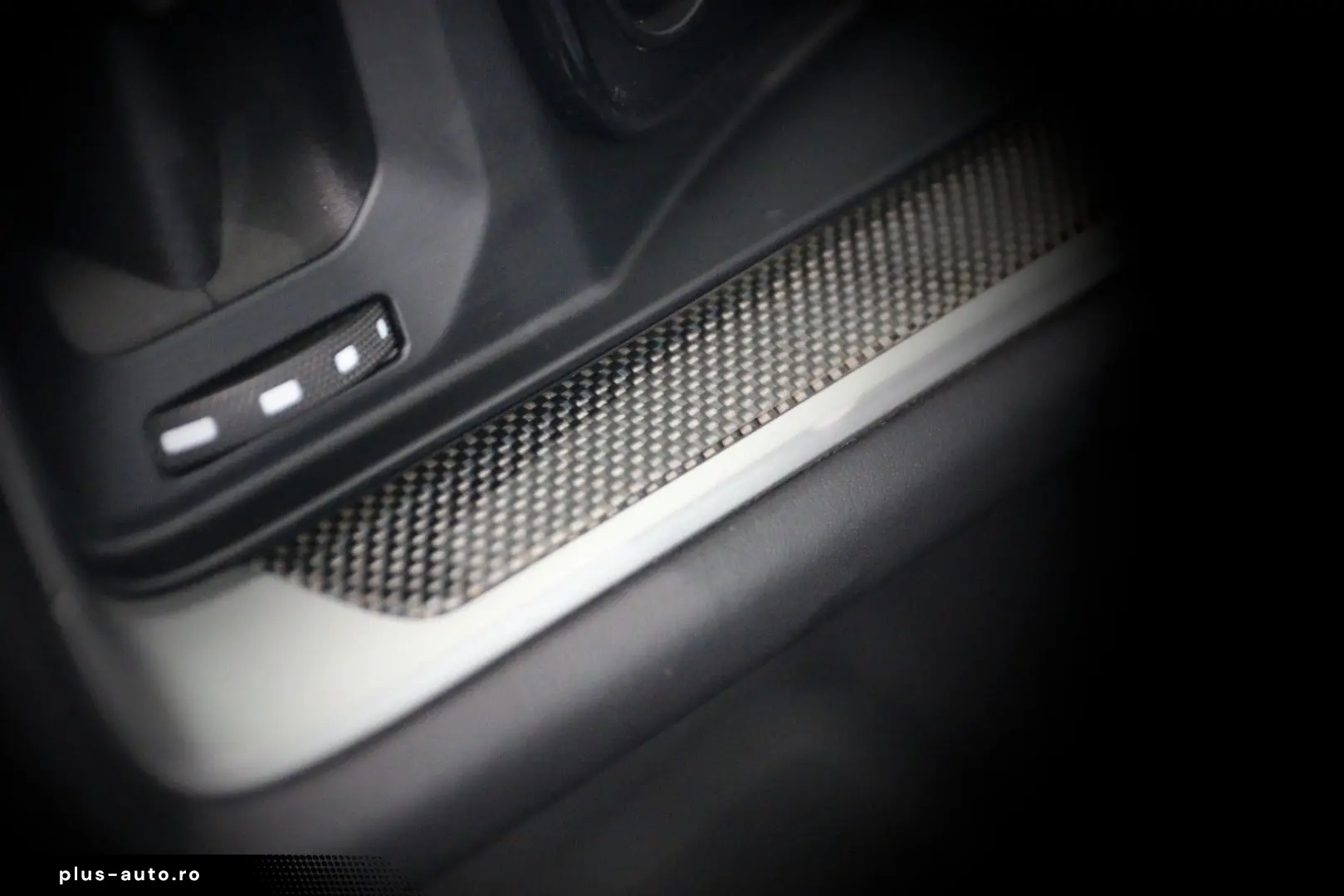 PORSCHE Cayenne Coupe E-Hybrid SportDesign