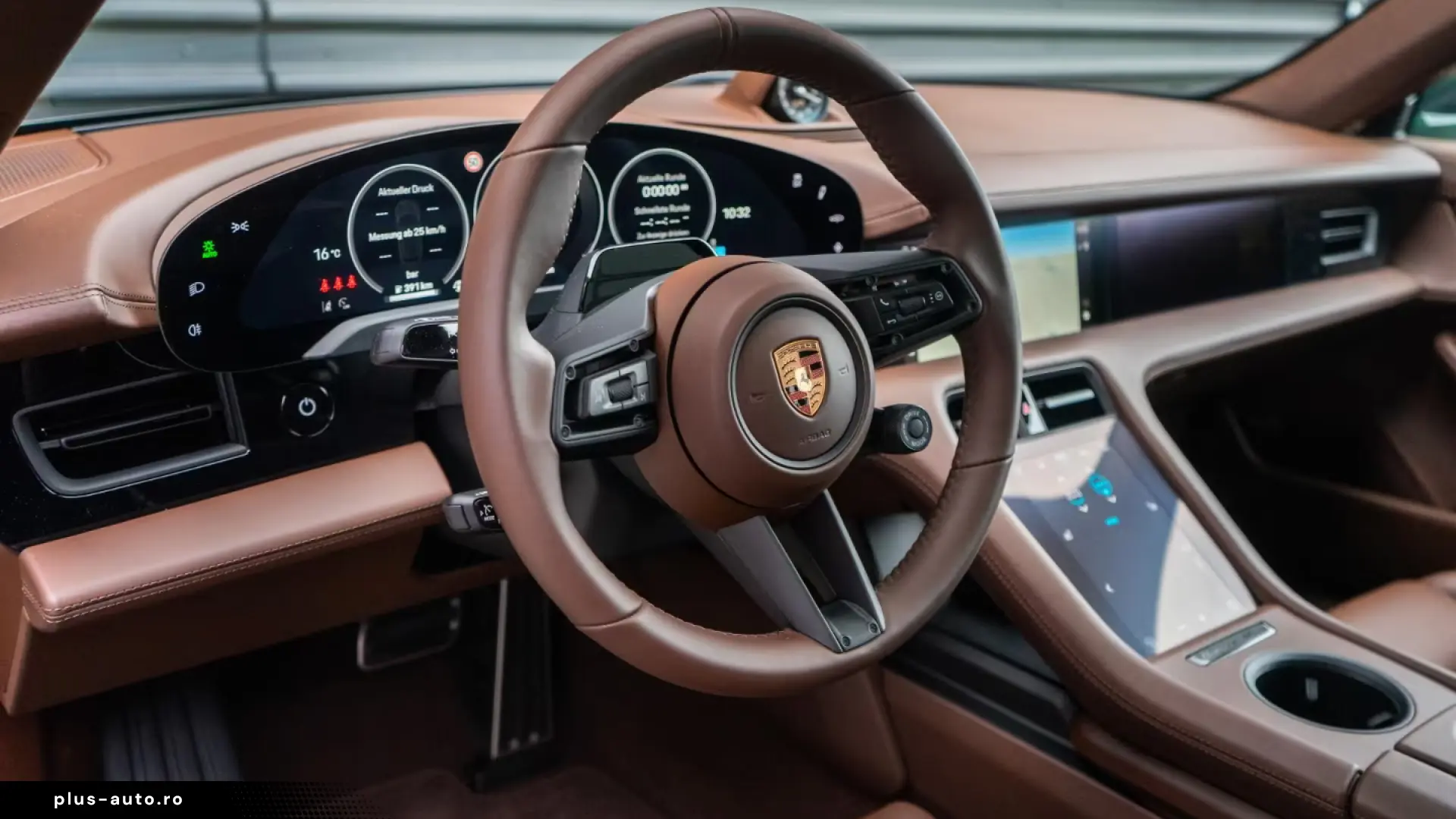 Porsche Taycan 4S Sport Turismo Black Edition club leather