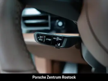 Porsche Taycan 4S Sport Turismo Black Edition club leather