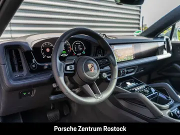 Porsche Cayenne E-Hybrid Coupe Black Edition InnoDrive