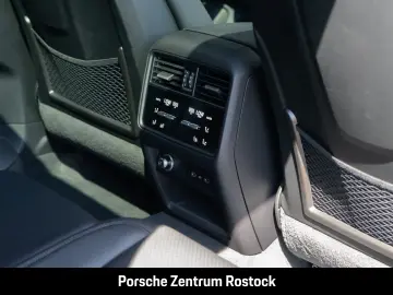 Porsche Cayenne E-Hybrid Coupe Black Edition InnoDrive