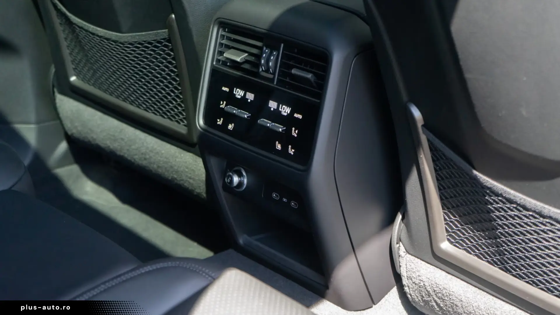 Porsche Cayenne E-Hybrid Coupe Black Edition InnoDrive