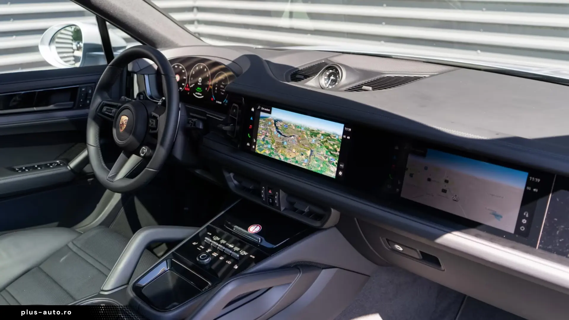 Porsche Cayenne E-Hybrid Coupe Black Edition InnoDrive