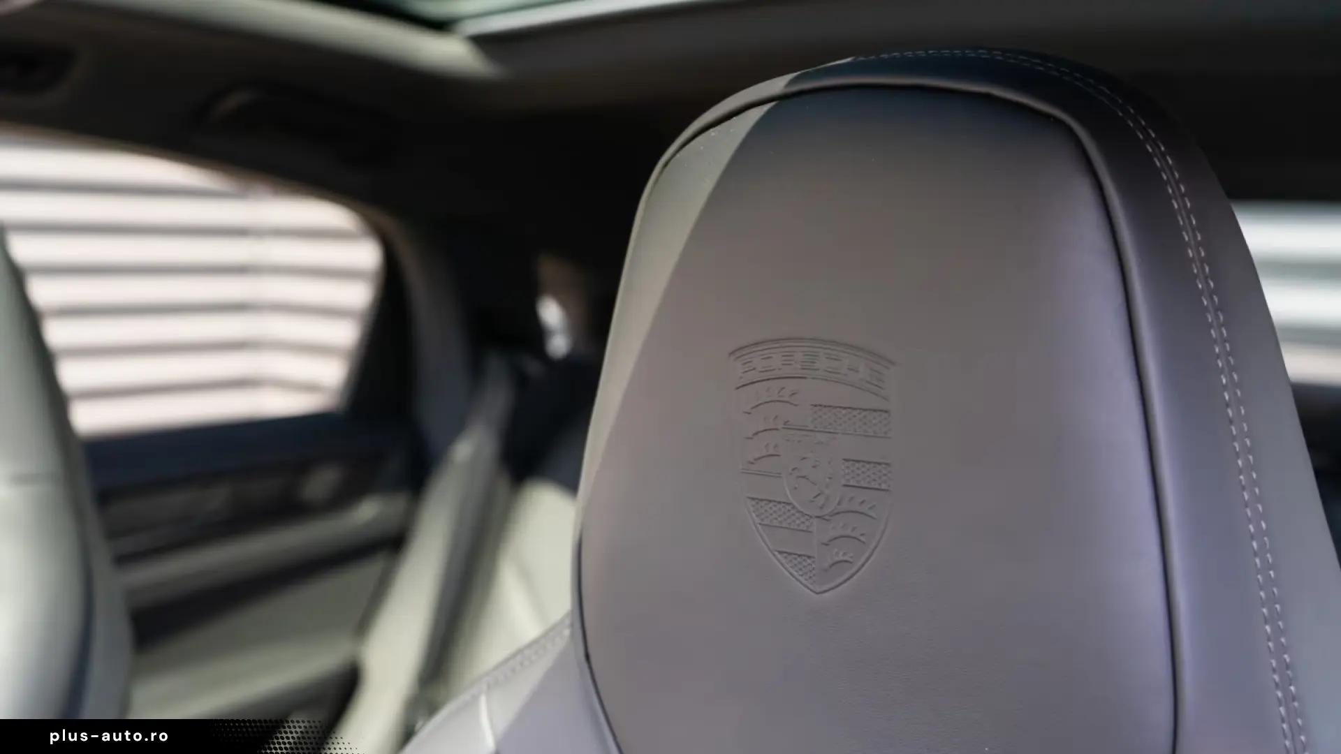 Porsche Cayenne E-Hybrid Coupe Black Edition InnoDrive
