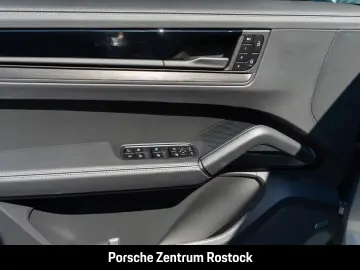 Porsche Cayenne E-Hybrid Coupe Black Edition InnoDrive