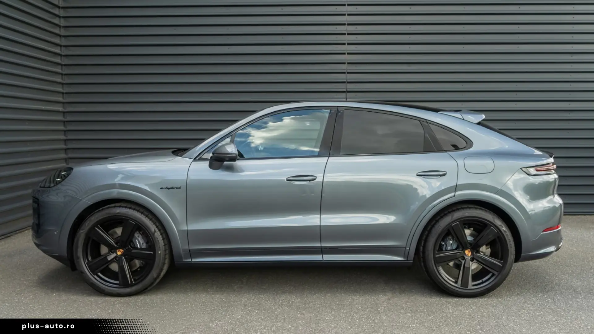 Porsche Cayenne E-Hybrid Coupe Black Edition InnoDrive