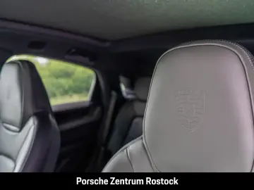 Porsche Cayenne E-Hybrid Coupe Black Edition InnoDrive