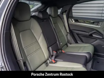 Porsche Cayenne E-Hybrid Coupe Black Edition InnoDrive