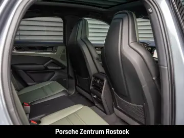Porsche Cayenne E-Hybrid Coupe Black Edition InnoDrive