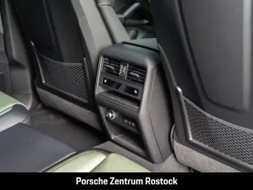 Porsche Cayenne E-Hybrid Coupe Black Edition InnoDrive