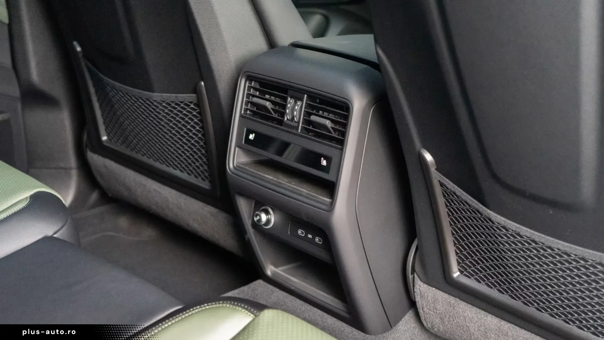 Porsche Cayenne E-Hybrid Coupe Black Edition InnoDrive