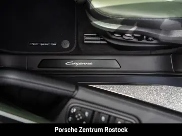 Porsche Cayenne E-Hybrid Coupe Black Edition InnoDrive