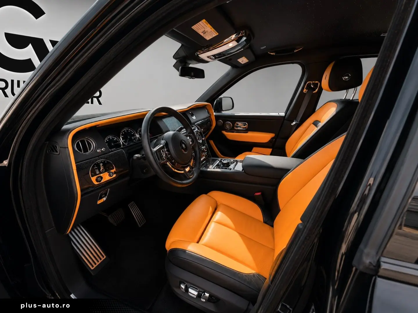 ROLLS ROYCE Cullinan Black Badge 600PS Luftfederung Voll