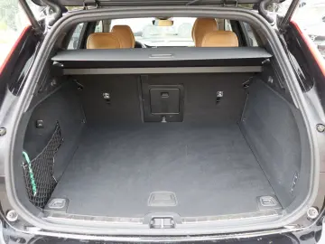 VOLVO XC60 B5 Ultra Dark AWD