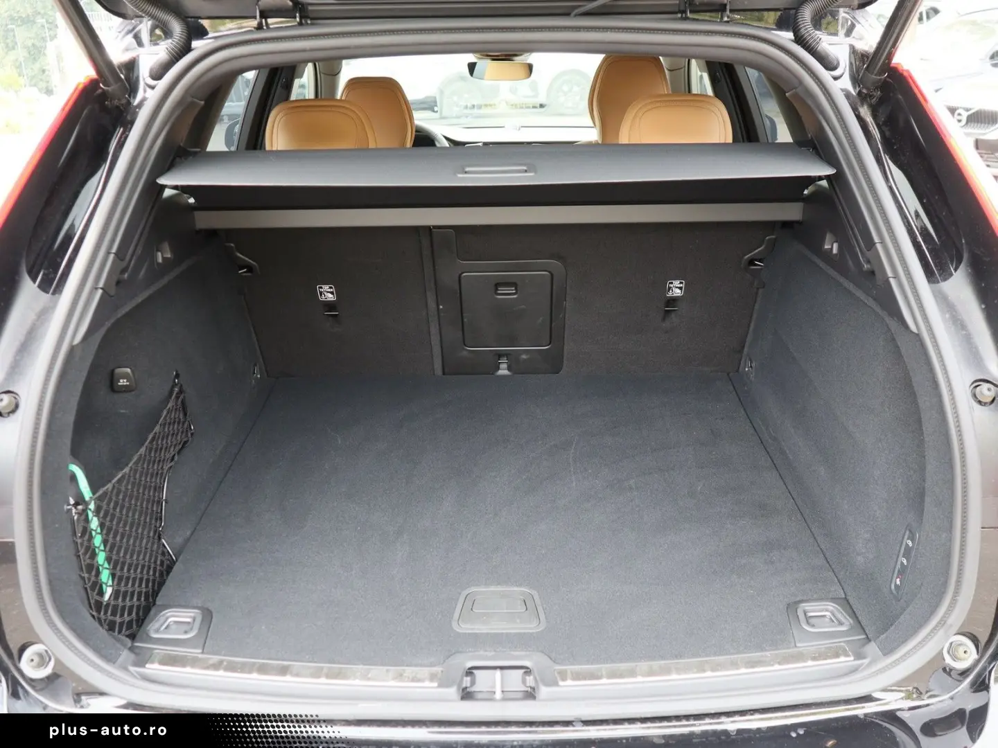 VOLVO XC60 B5 Ultra Dark AWD