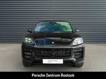 Porsche Cayenne Turbo E-Hybrid Coupe with GT-Paket