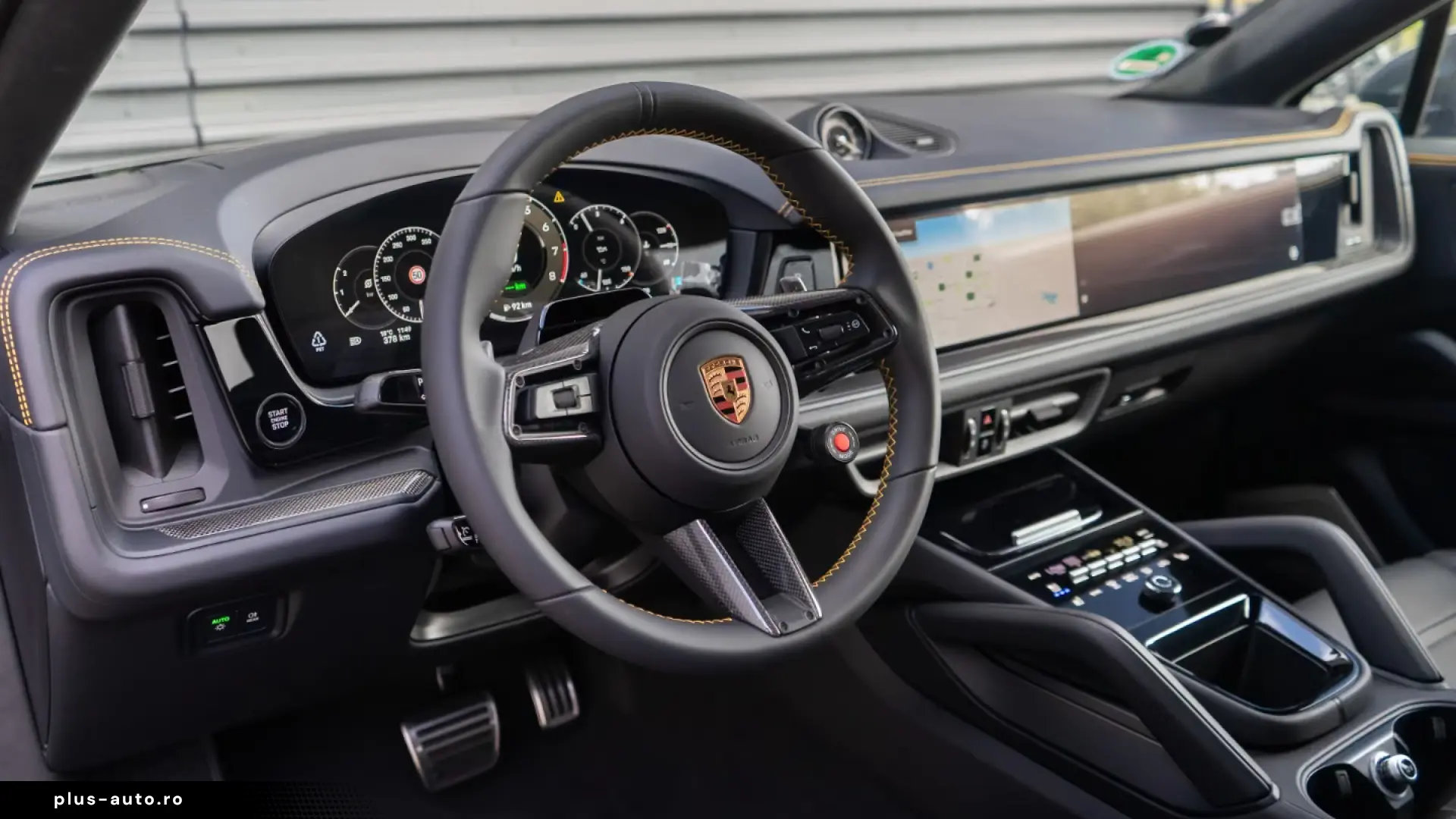 Porsche Cayenne Turbo E-Hybrid Coupe with GT-Paket