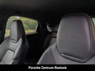 Porsche Cayenne Turbo E-Hybrid Coupe with GT-Paket