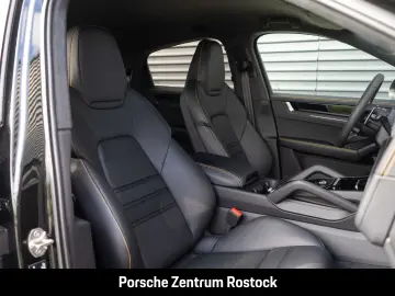 Porsche Cayenne Turbo E-Hybrid Coupe with GT-Paket