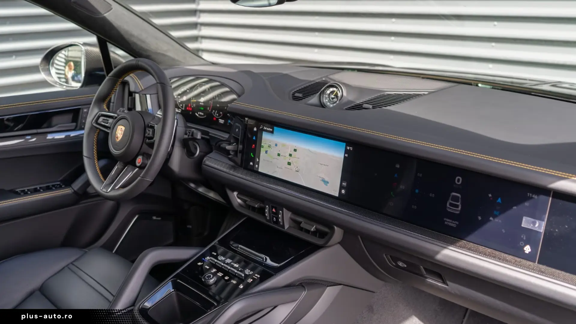 Porsche Cayenne Turbo E-Hybrid Coupe with GT-Paket