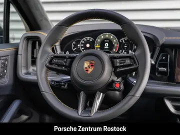 Porsche Cayenne Turbo E-Hybrid Coupe with GT-Paket