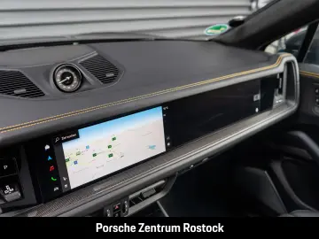 Porsche Cayenne Turbo E-Hybrid Coupe with GT-Paket