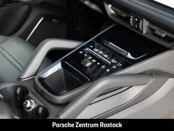 Porsche Cayenne Turbo E-Hybrid Coupe with GT-Paket