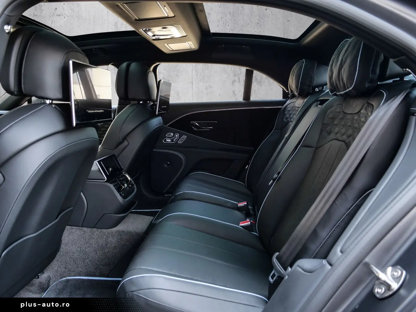BENTLEY Flying Spur 2025 — imagine 17
