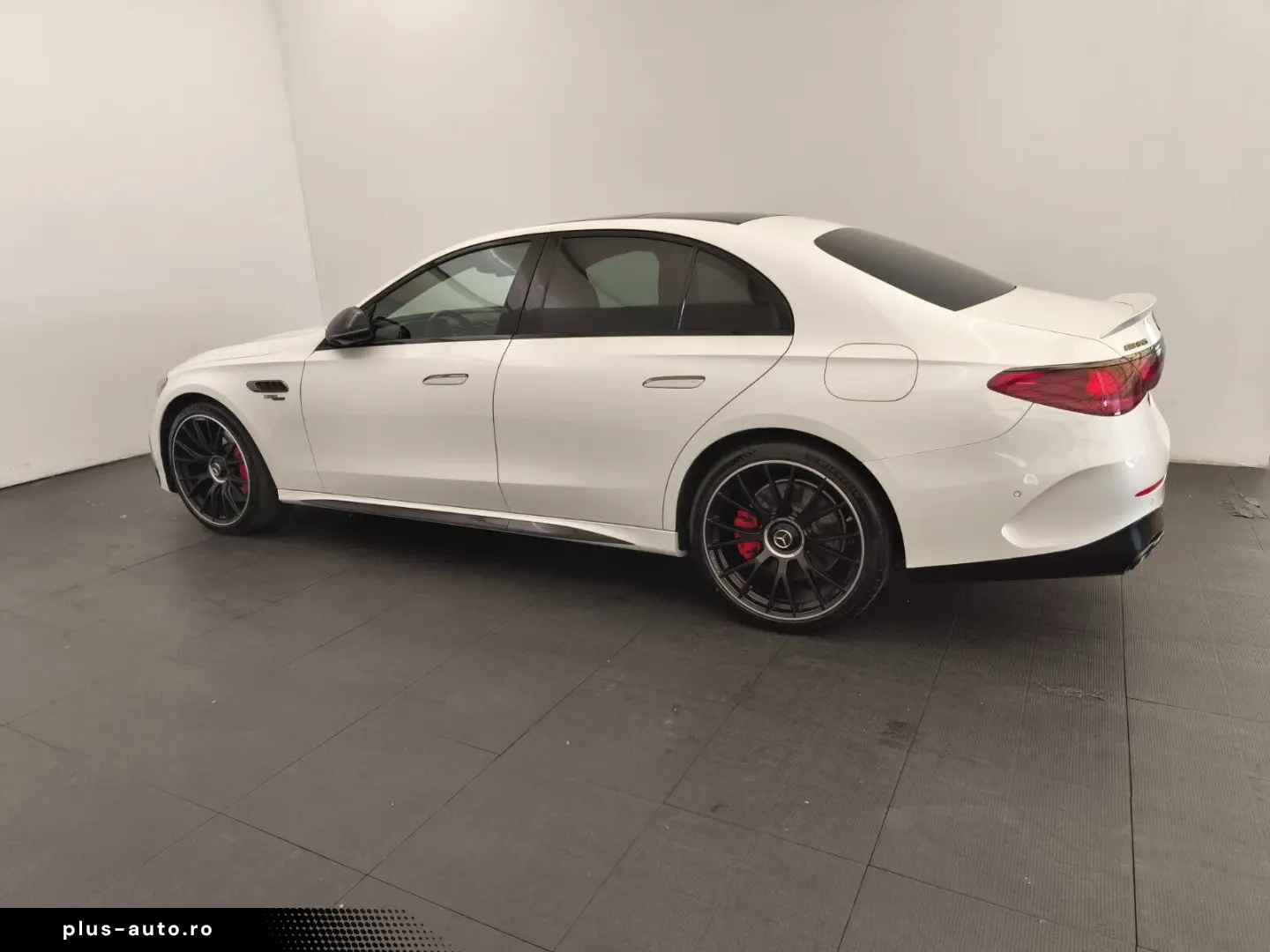 MERCEDES-BENZ E 53 4M  Advanced  21 Zoll Akustik Pano Night