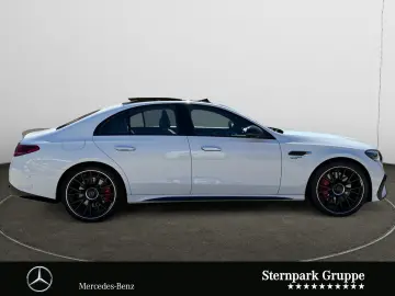 MERCEDES-BENZ E 53 HYBRID 4M Pano HuD Distro SUPER CARBON 21