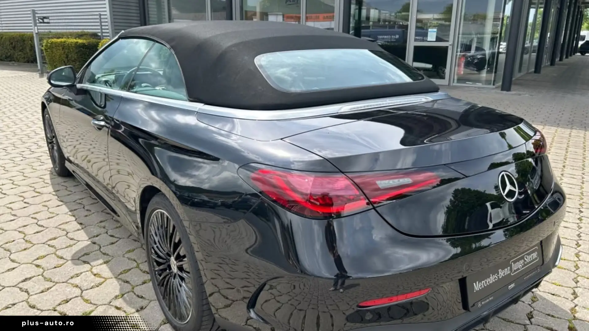 Mercedes-Benz CLE 200 Cabriolet AMG Night LED