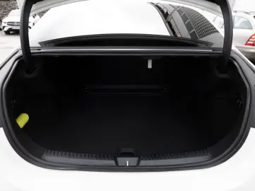 MERCEDES-BENZ E 220 d 4M AMG-Sport Super 360 Pano Ni…