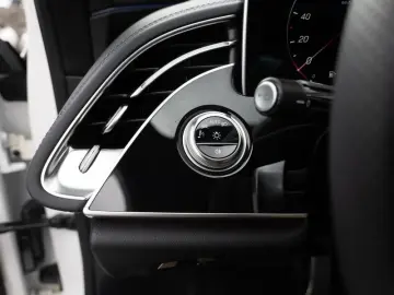 MERCEDES-BENZ E 220 d 4M AMG-Sport Super 360 Pano Ni…