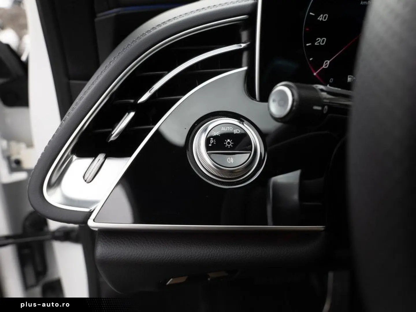 MERCEDES-BENZ E 220 d 4M AMG-Sport Super 360 Pano Ni&hellip;