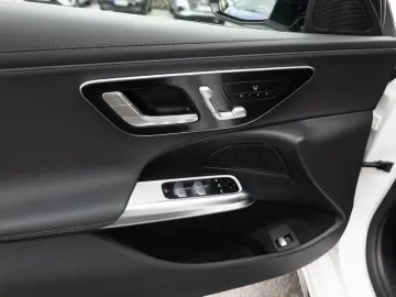 MERCEDES-BENZ E 220 d 4M AMG-Sport Super 360 Pano Ni…
