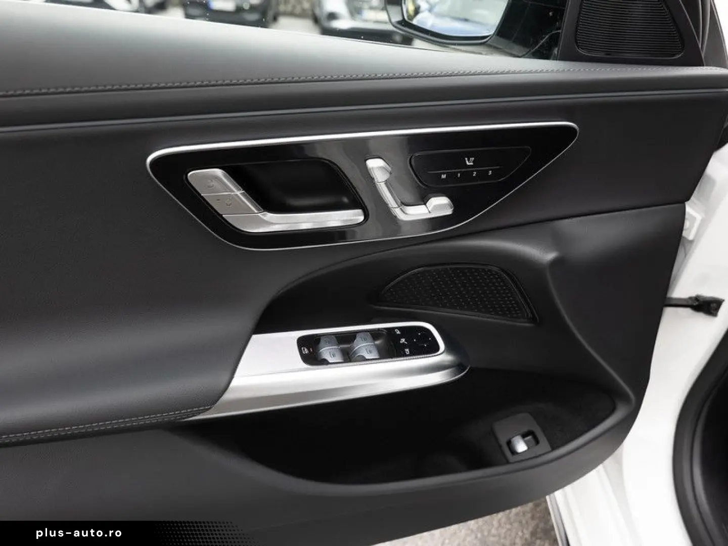 MERCEDES-BENZ E 220 d 4M AMG-Sport Super 360 Pano Ni&hellip;