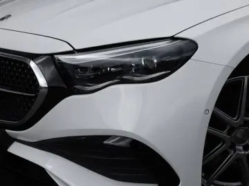 MERCEDES-BENZ E 220 d 4M AMG-Sport Super 360 Pano Ni…