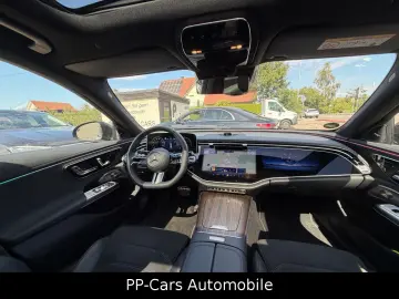 MERCEDES-BENZ E 220 d AMG PREMIUM Superscr. Technik …