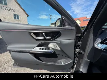 MERCEDES-BENZ E 220 d AMG PREMIUM Superscr. Technik …